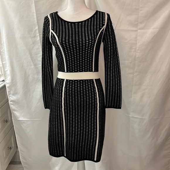 Calvin Klein Dresses & Skirts - Calvin Klein sweater dress